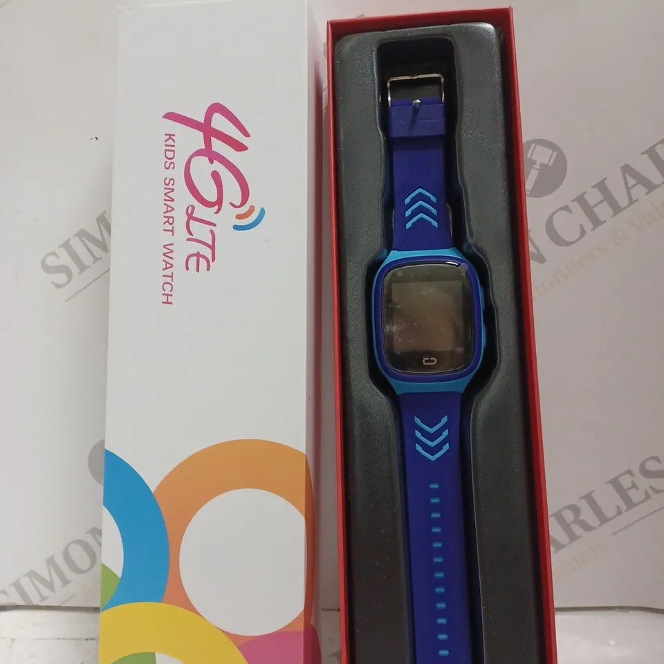 BOXED 4GLTE KIDS SMART WATCH 