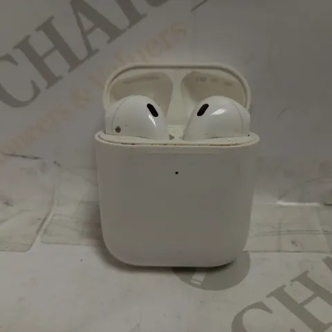 APPLE AIRPODS