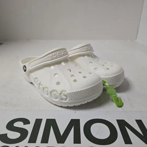 CROCS BAYA WHITE M4 W5 UNBOXED