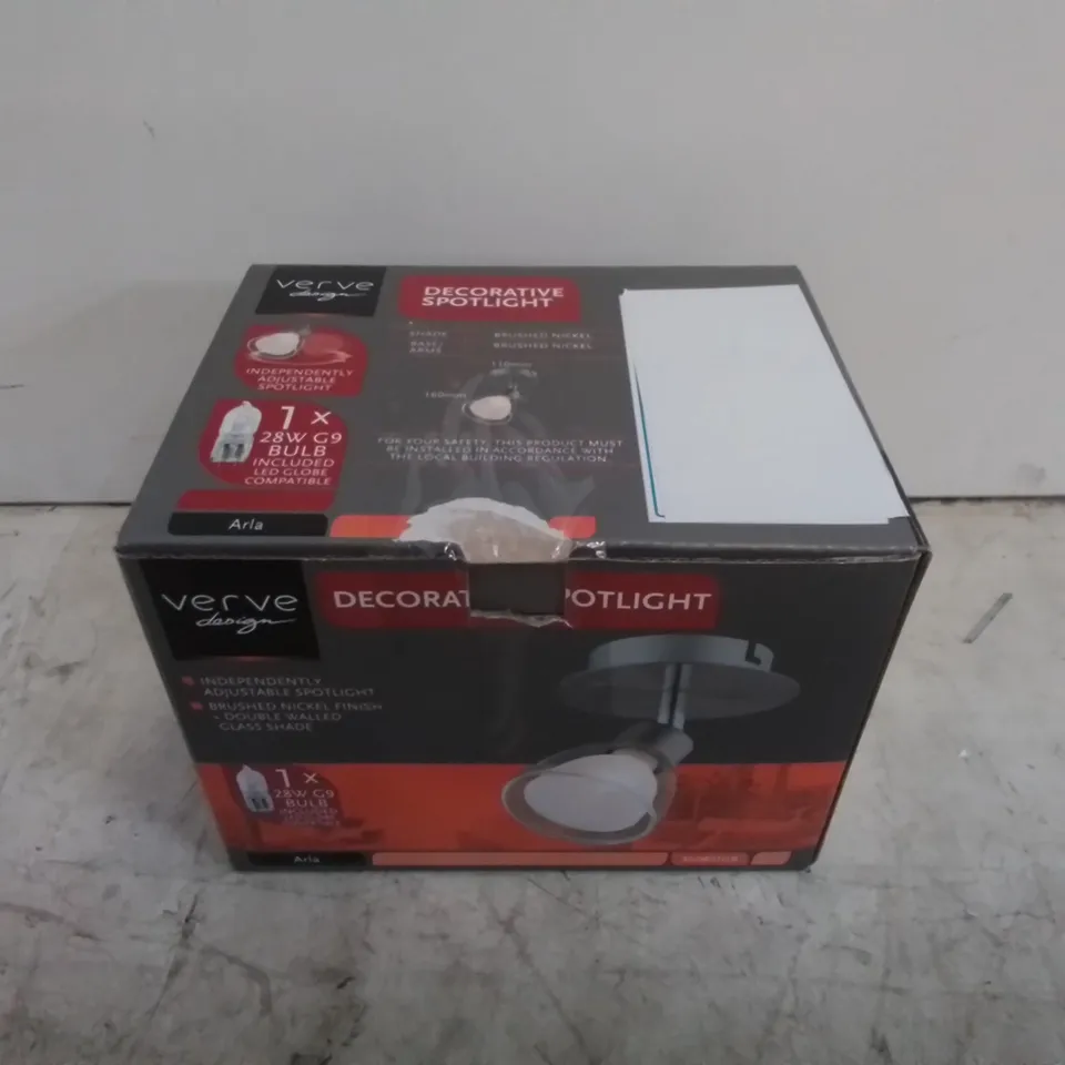 BOXED 1-LIGHT CEILING SPOTLIGHT 