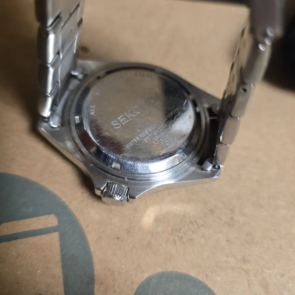 BOXED SEKONDA GENTS SILVER-TONE STAINLESS STEEL 43MM DIVERS WATCH 30095