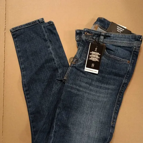 DIESEL 2018-SLANDY-LOW JEANS IN BLUE DENIM - W28/L32