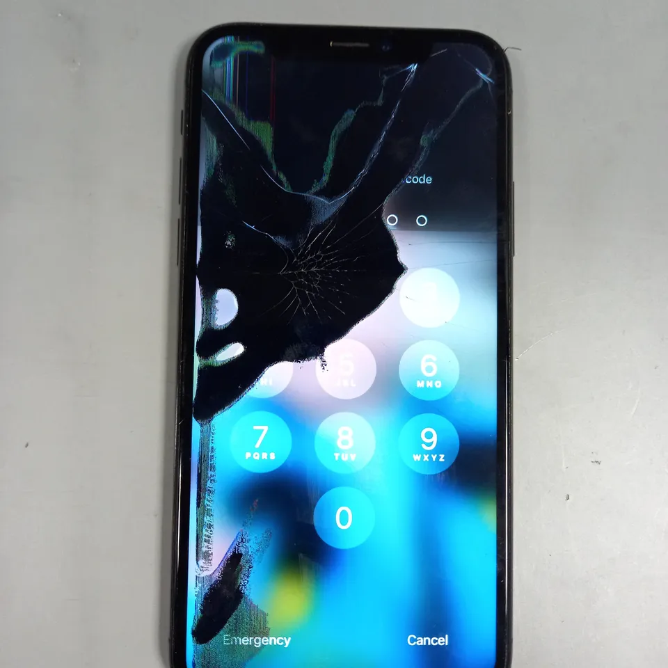 BOXED APPLE IPHONE X SMARTPHONE 