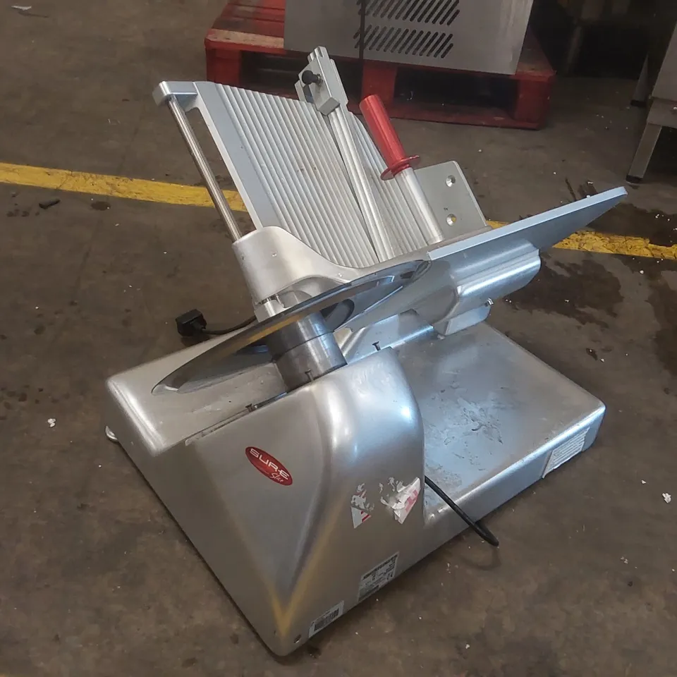 BERKEL COMMERCIAL MEAT SLICER