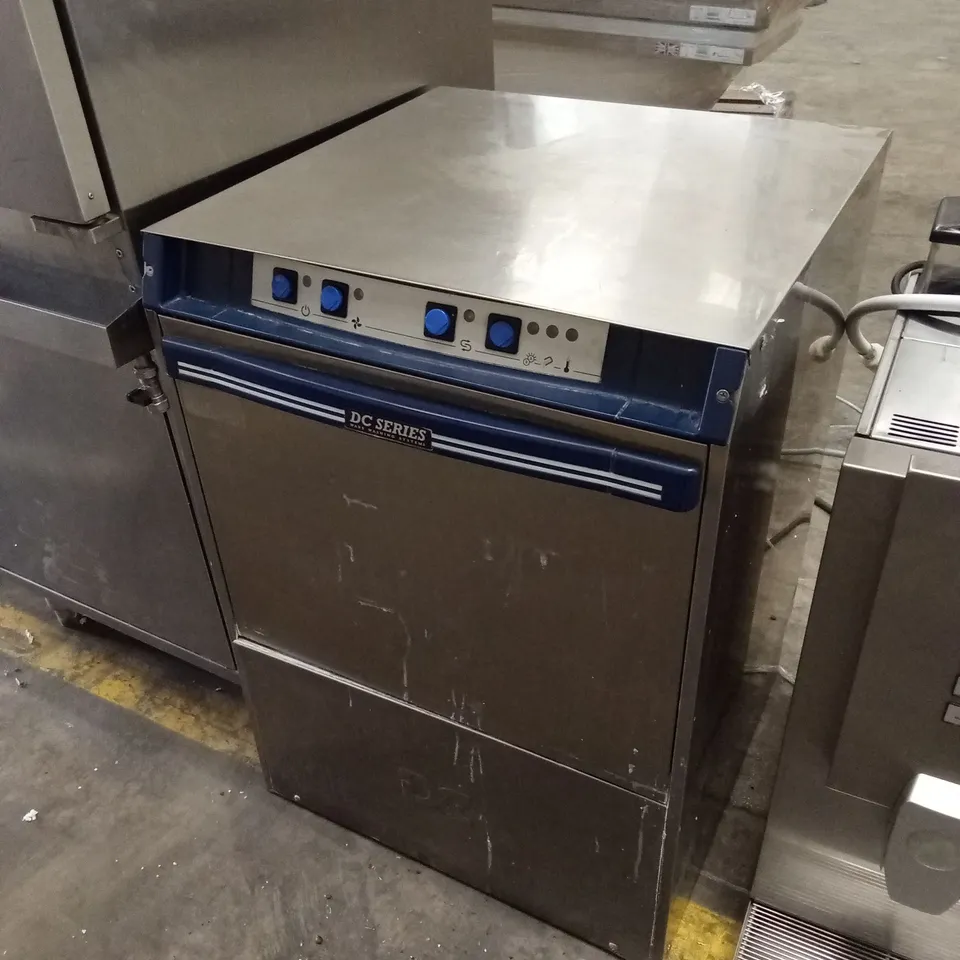 DC SERIES PD50A/ISD CABINET DISHWASHER