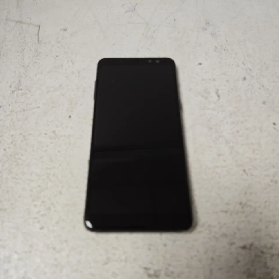 SAMSUNG GALAXY A8 SMARTPHONE