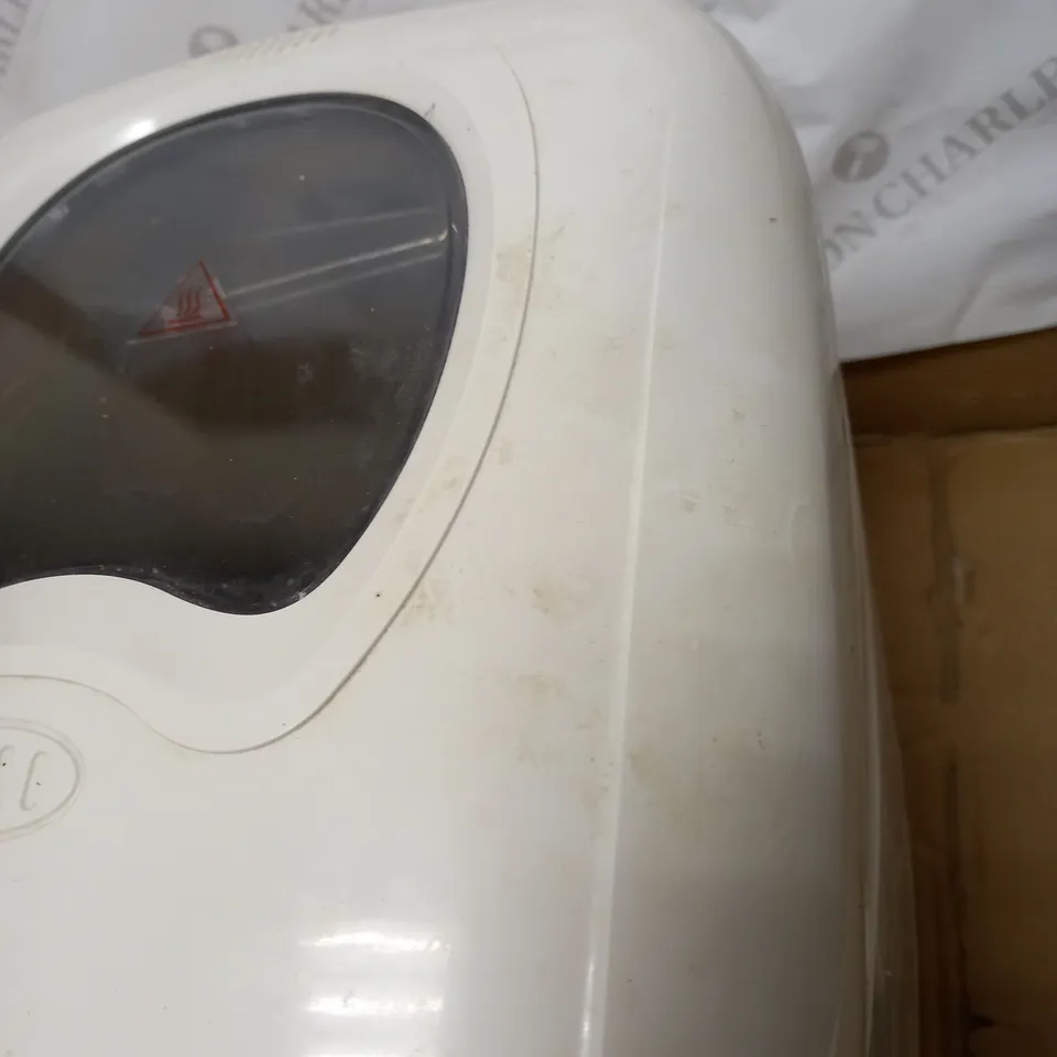MORPHY RICHARDS FAST BAKE BREADMAKER 