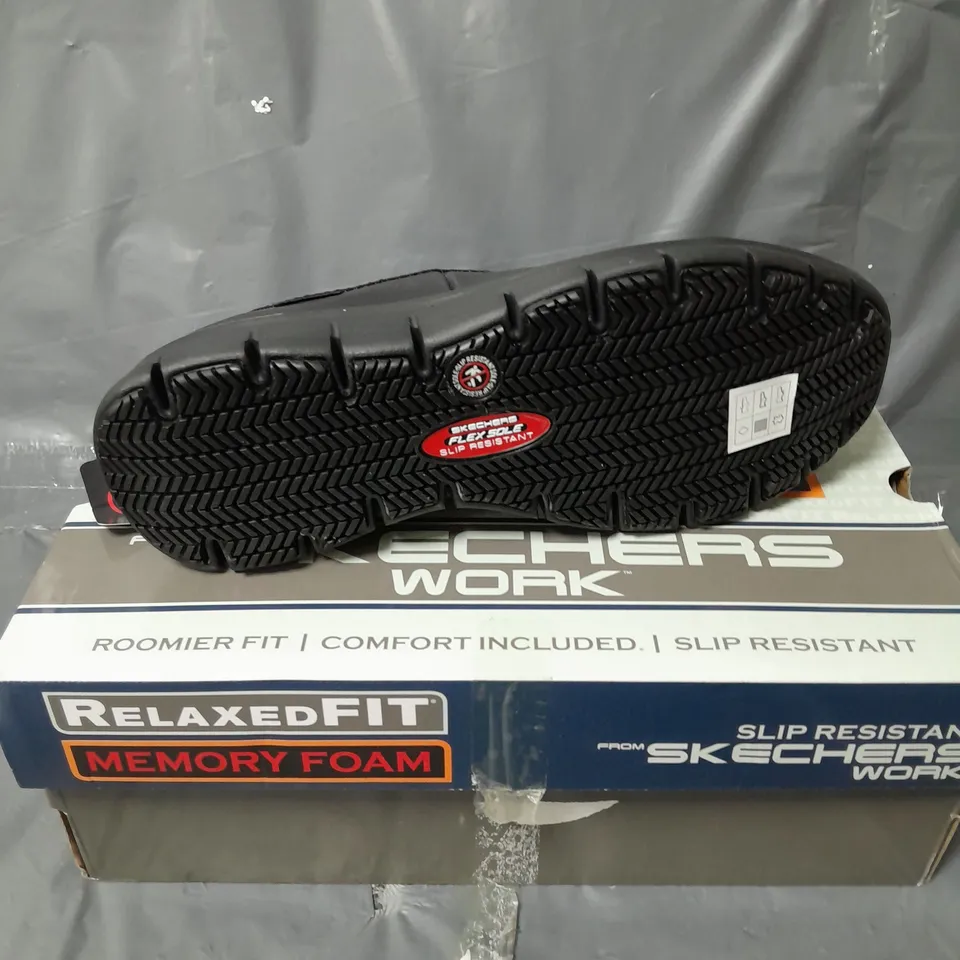 SKECHERS SURE TRACK WORKWEAR SLIP RESISTANT TRAINERS - BLACK - 7 RRP £79
