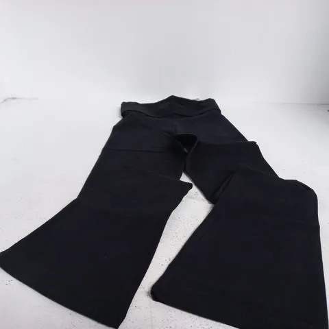NOT BASICS BLACK LEGGINGS SMALL