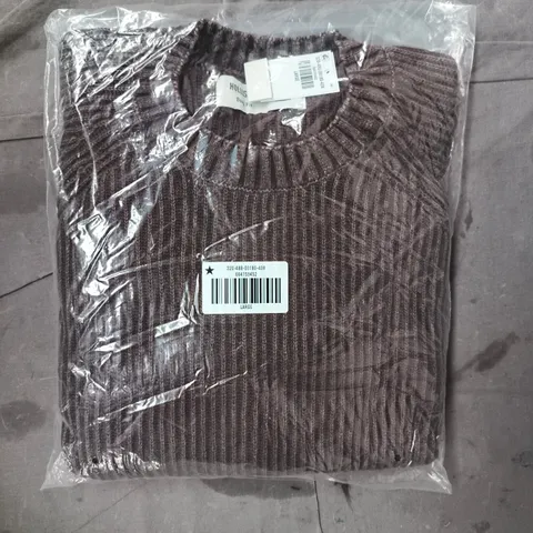 BAGGED HOLLISTER BOXY WASHED CREW SWEATER IN BROWN SIZE LARGE