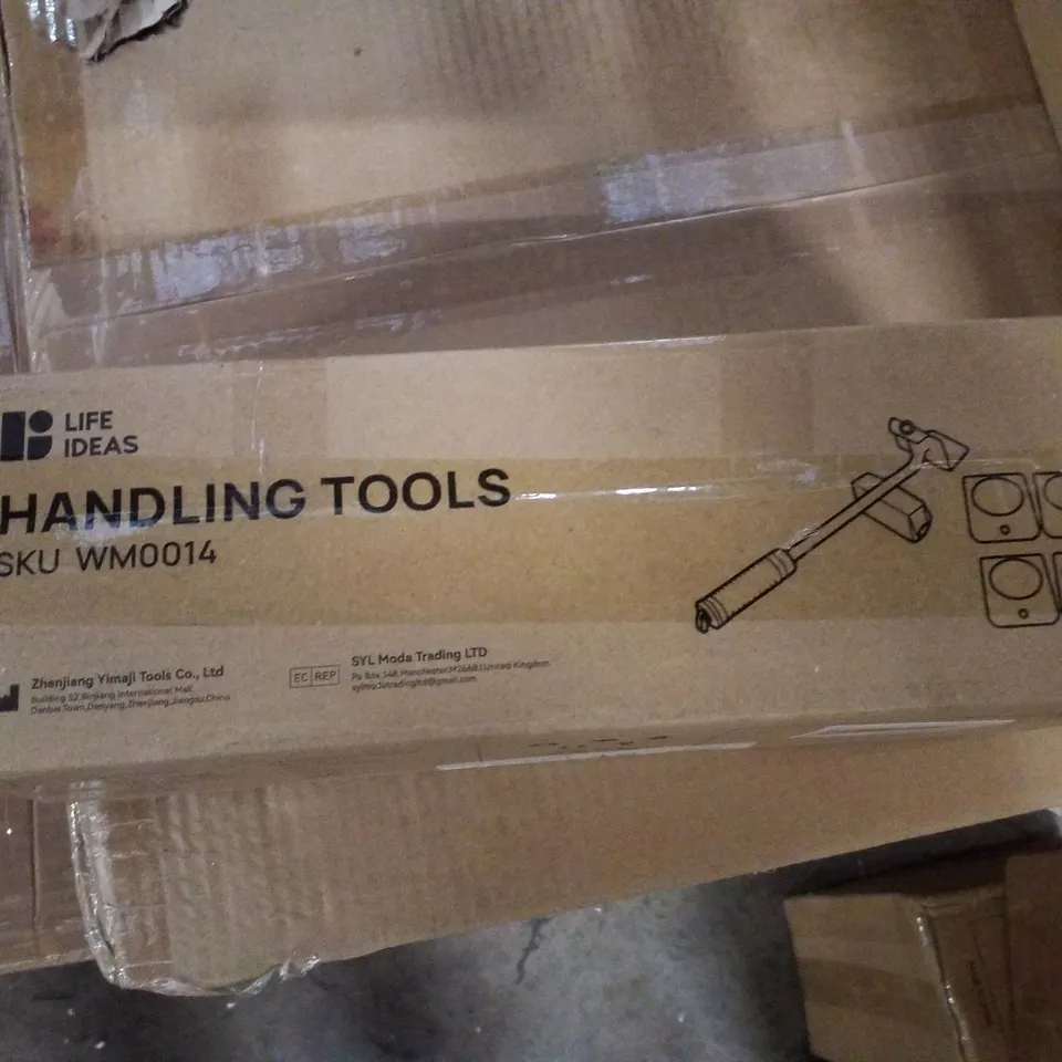 BOXED LIFE IDEAS HANDLING TOOLS - RED 