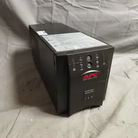 APC SMART-UPS 750VA UNINTERRUPTIBLE POWER SUPPLY