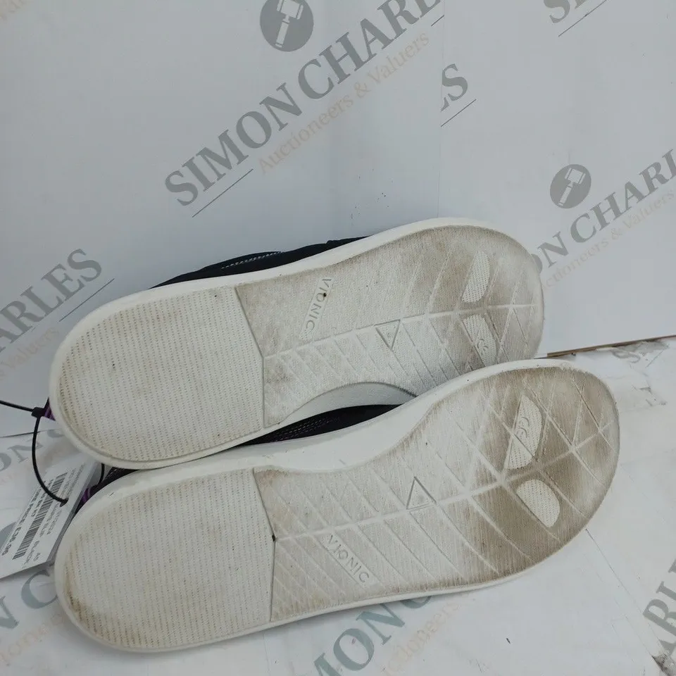 BOXED VIONIC VENICE MARSHALL CANVAS SLIP ON SHOES, BLACK - SIZE 7