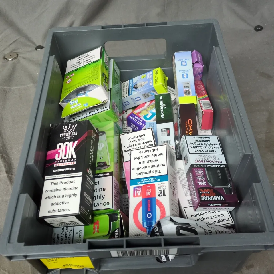 TOTE OF APPROXIMATELY 25 ASSORTED ELECTRONIC CIGARETTE ITEMS TO INCLUDE:  LOST MARY BM6000 REFILL PACKS 