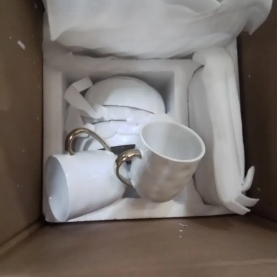 LOVECASA SET OF WHITE & GOLD PLATES, CUPS & BOWLS 