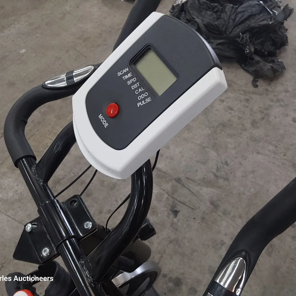 X STREAM HURRICANE X2 CHUNK EXCERCISE SPIN BIKE 