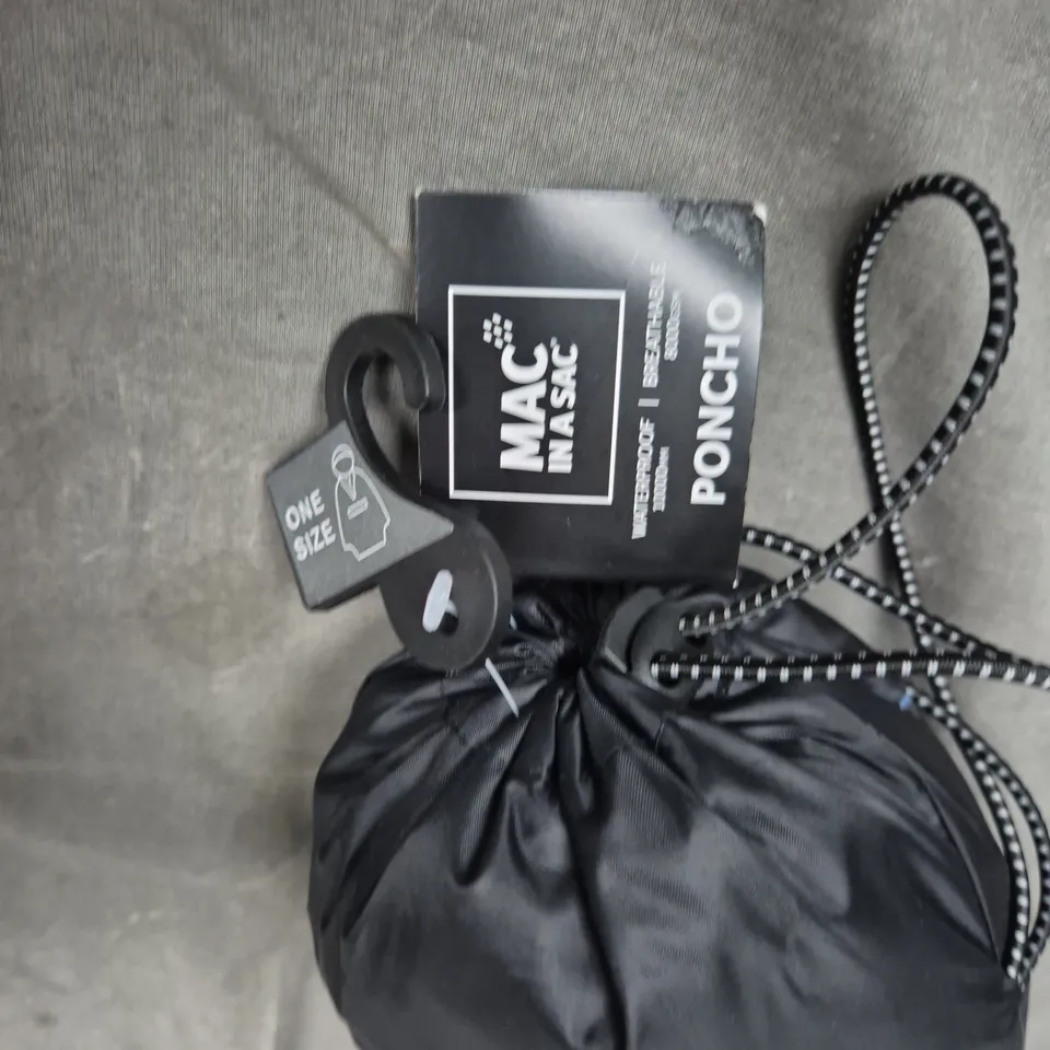 MAC IN A SAC PACKABLE WATERPROOF PONCHO – ONE SIZE, BLACK