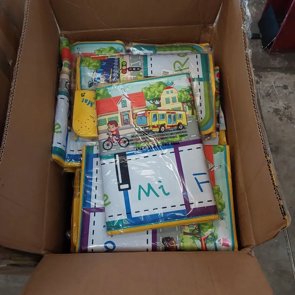 BOX TO CONTAIN APPROX 18 X SANMERSEN MUSIC PIANO MAT PLAY AND LEARN 