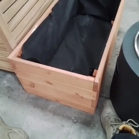 PLANT BED