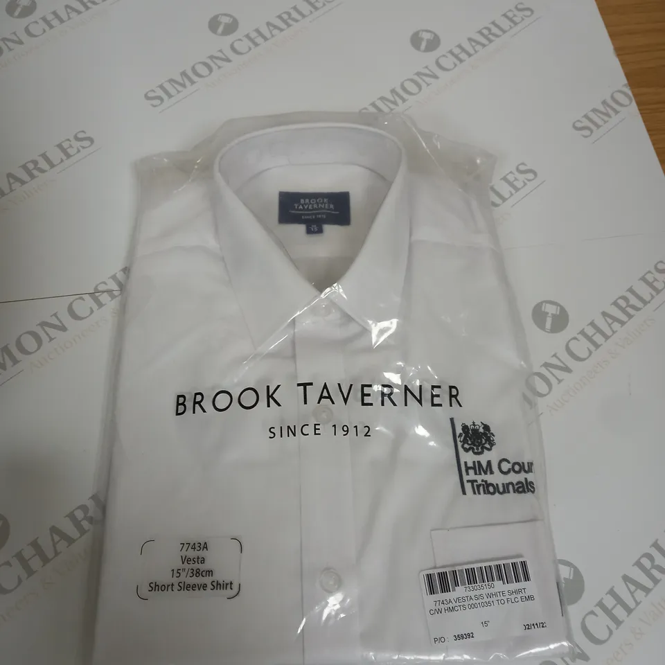 BROOK TAVERNER WHITE SHIRT SIZE UNSPECIFIED
