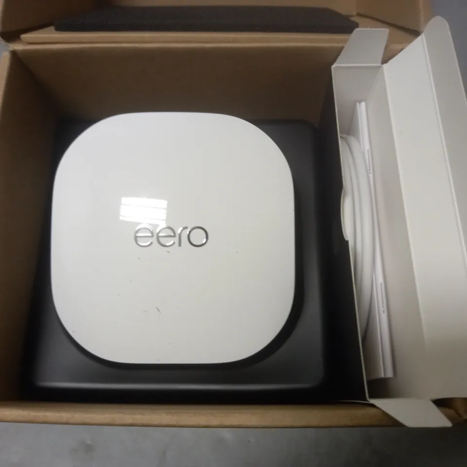 BOXED EERO 6 DUAL-BAND MESH WI-FI ROUTER