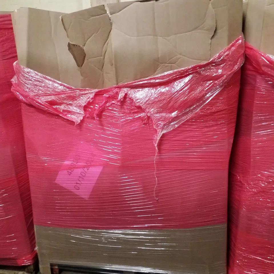 PALLET OF ASSORTED PRODUCTS INCLUDING TELESCOPIC LADDER 2.6M, BED RAIL GUARD, TOILET SEAT, RETRACTABLE GATE, AURORA AQUA OPTIMA