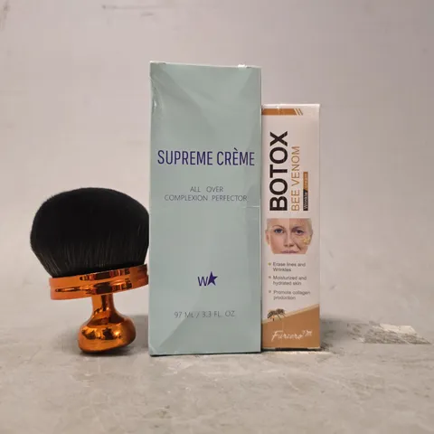 APPROXIMATELY 15 ASSORTED HEALTH & BEAUTY ITEMS TO INCLUDE - BOTOX BEE VENOM , SUPREME CREME , TANNING BRUSH 