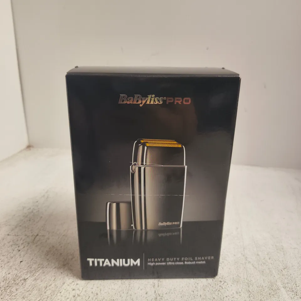 BOXED BABYLISS PRO TITANIUM HEAVY DUTY FOIL SHAVER