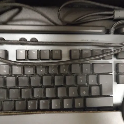 LOGITECH G815 RGB MECHANICAL WIRED GAMING KEYBOARD 