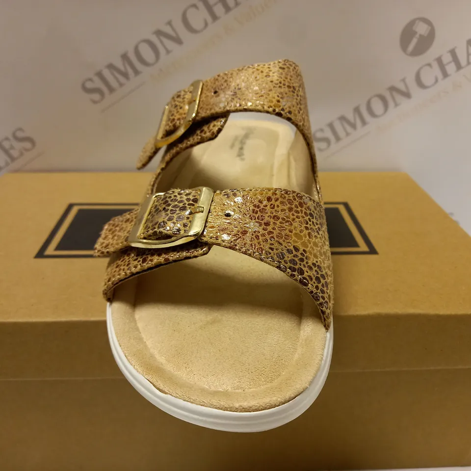 BOXED PAIR OF CUSHION WALK STRAPPY SANDALS,  GOLD - SIZE 5