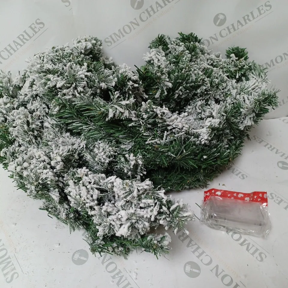 CHRISTMAS MANTLE PIECE DECORATION WITH LED LIGHTS