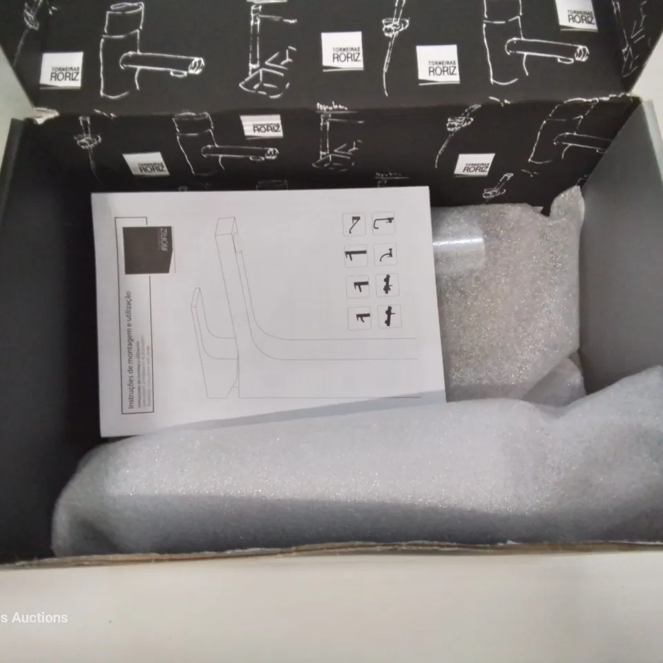 BOXED AS NEW RORIZ FAIAL MONOBASIN MIXER CP WITH EXTENSION