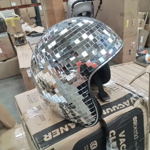 BOXED GLITTER BALL HELMET