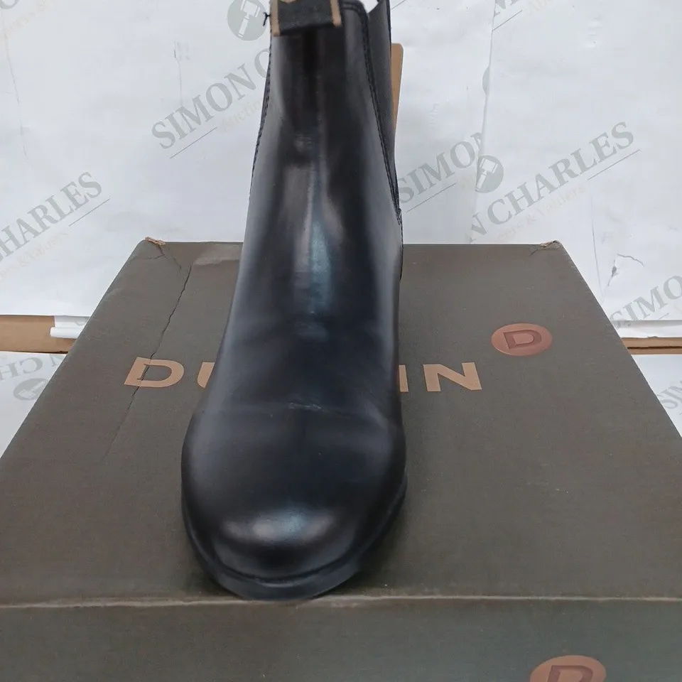 BOXED PAIR OF DUBLIN FOUNDATION JODHPUR BOOTS - BLACK / SIZE: CHILD UK 3 