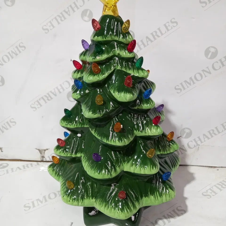 MR CHRISTMAS ILLUMINATED CERAMIC NOSTALGIC TREE