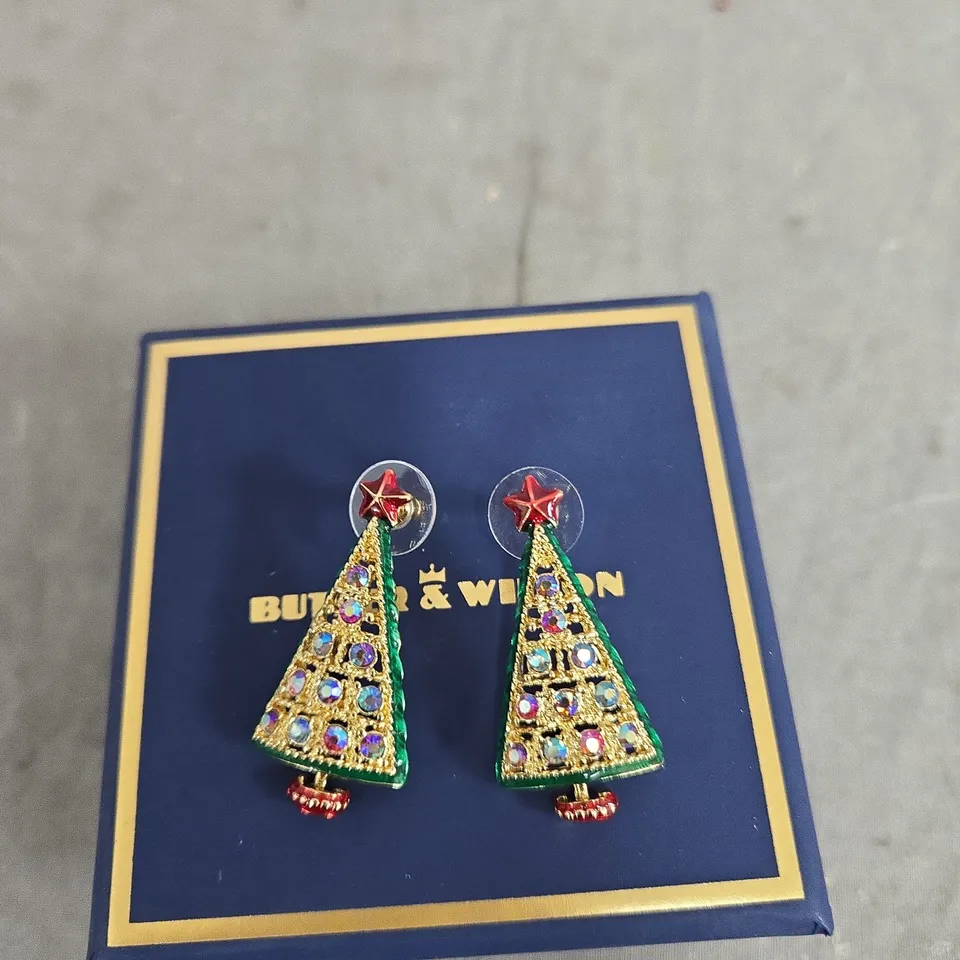 BUTLER & WILSON CHRISTMAS TREE EARRINGS – GOLD TONE WITH MULTICOLOUR STONES (BOXED)