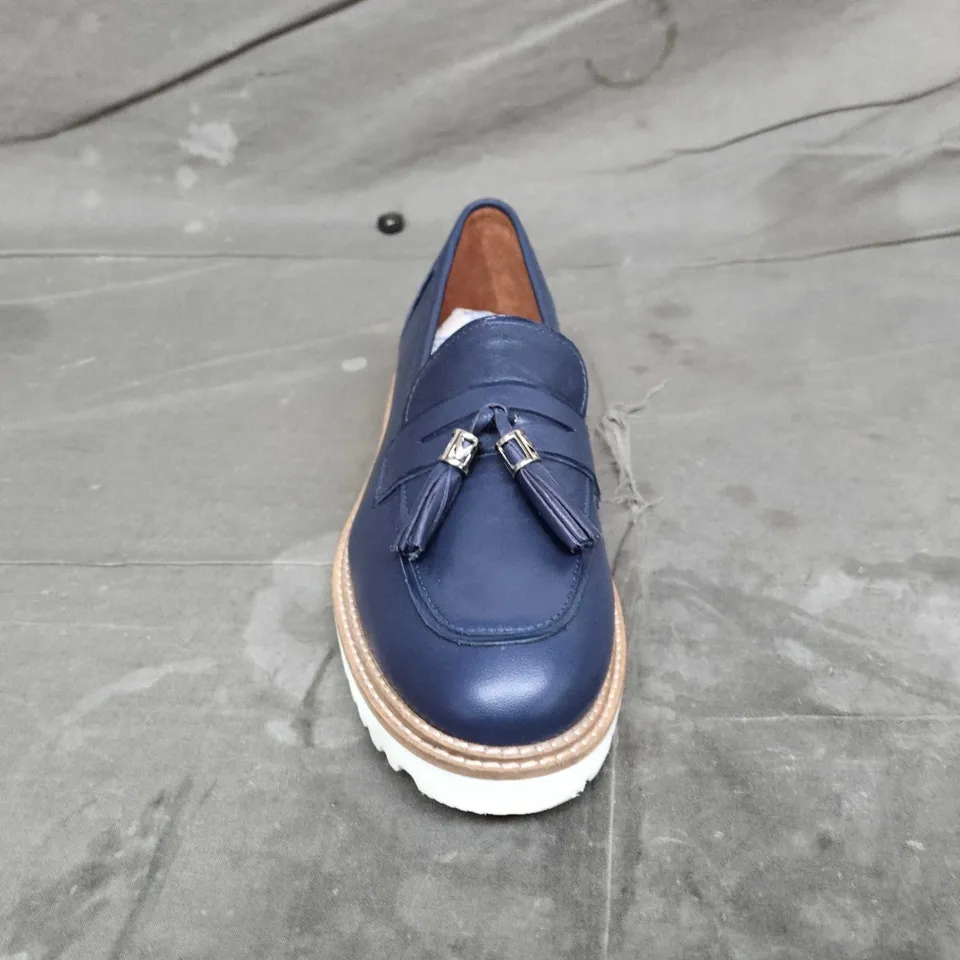 MODA IN PELLE NAVY TASSEL LOAFERS - SIZE 42