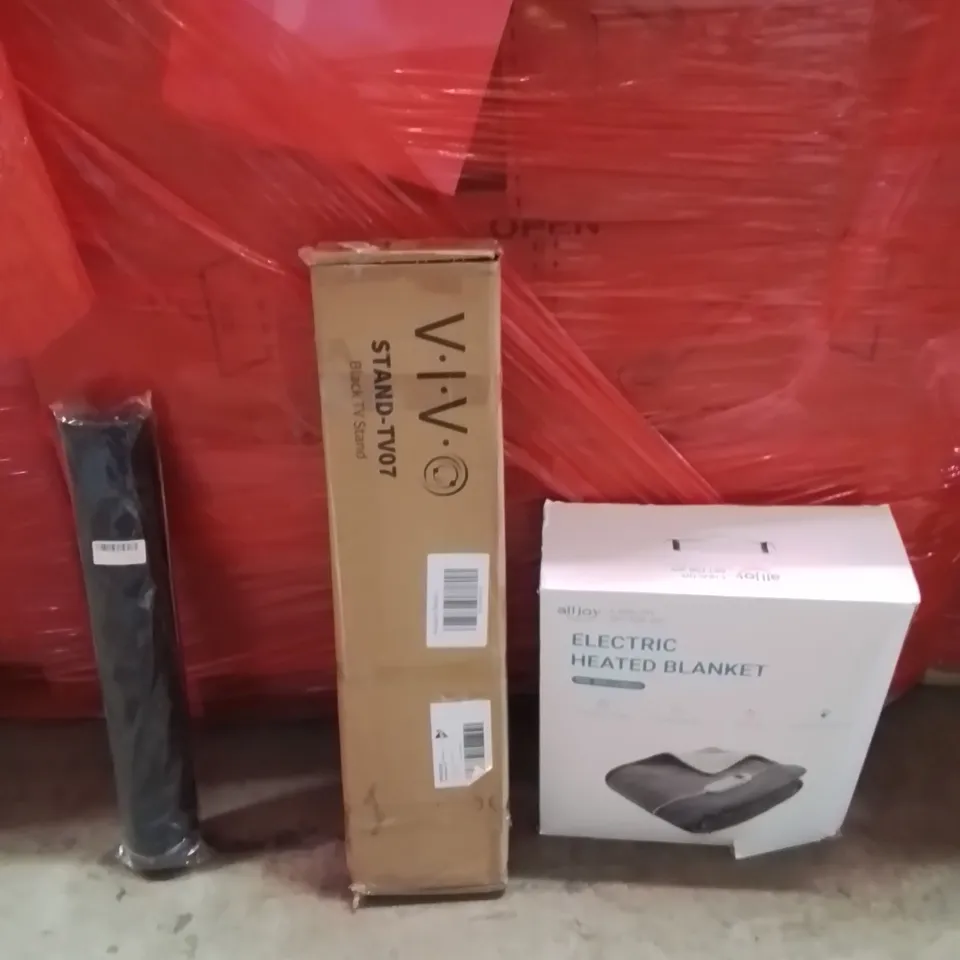 PALLET OF ASSORTED HOUSEHOLD GOODS AND PRODUCTS TO INCLUDE;ELECTRIC HEATED BLANKET,MAT,TV STAND