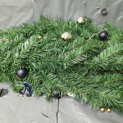 CERAMIC GOLD PINECONE DECORATION 