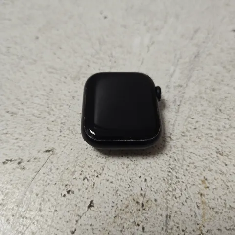 APPLE WATCH SERIES 7 - A2476