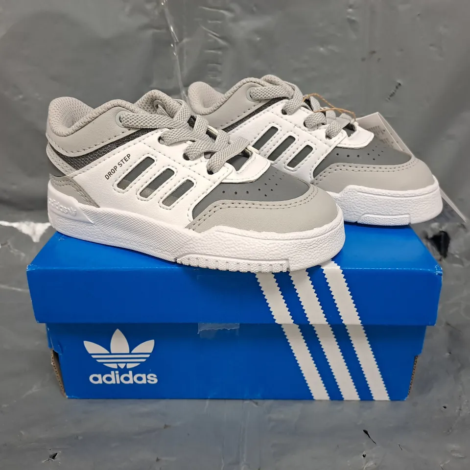 BOXED PAIR OF ADIDAS DROP STEP LOW INFANT'S SHOES IN WHITE/GREY SIZE UK 6