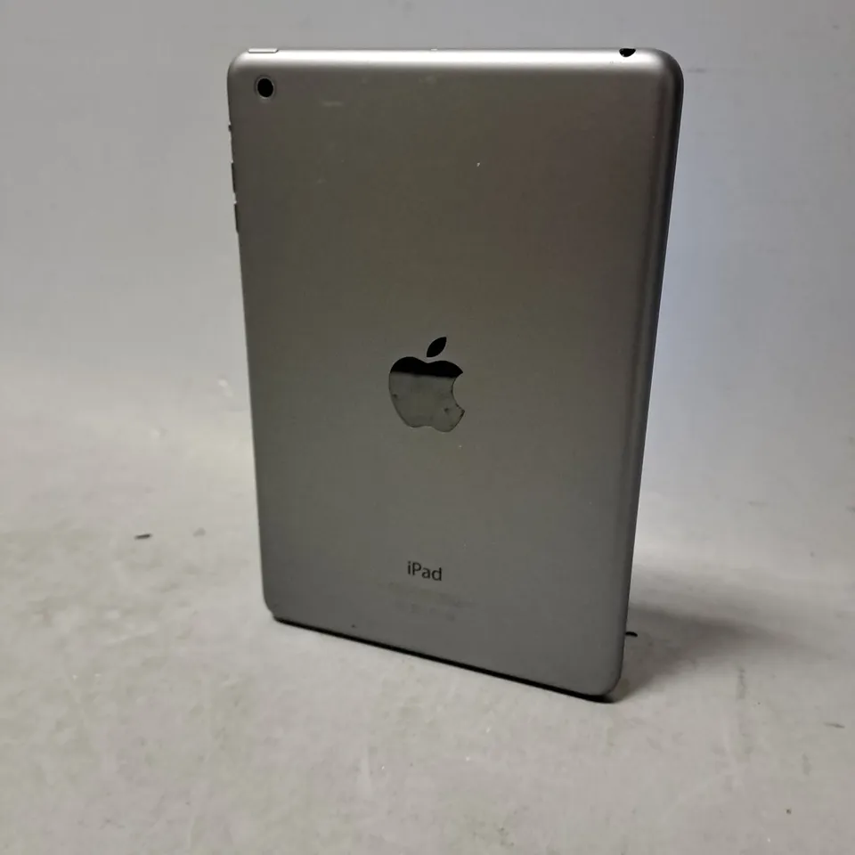 APPLE IPAD A1432