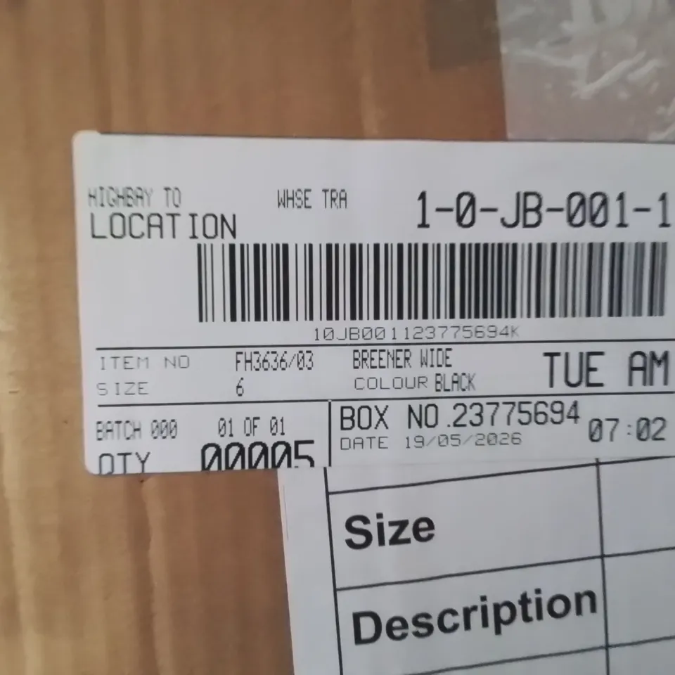 BOXED BRAND NEW APPROXIMATELY 5 SIMPLY BE BREENER WIDE SHOES BLACK SIZE 6