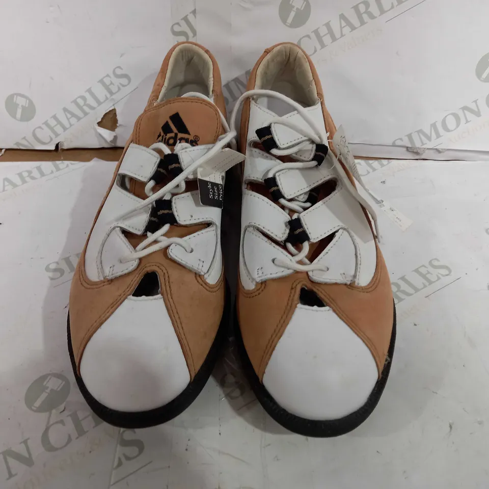 PAIR OF ADIDAS TAN WHITE LEATHER LACE UP STUDDED SHOES - UK 7