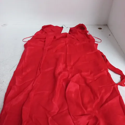 NOBODY’S CHILD RED PETITE CALI MIDAXI DRESS – UK 10