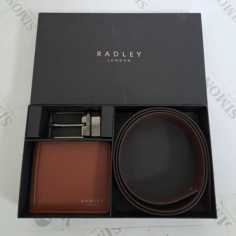 RADLEY GIFT SET TO INCLUDE - WALLET & BELT