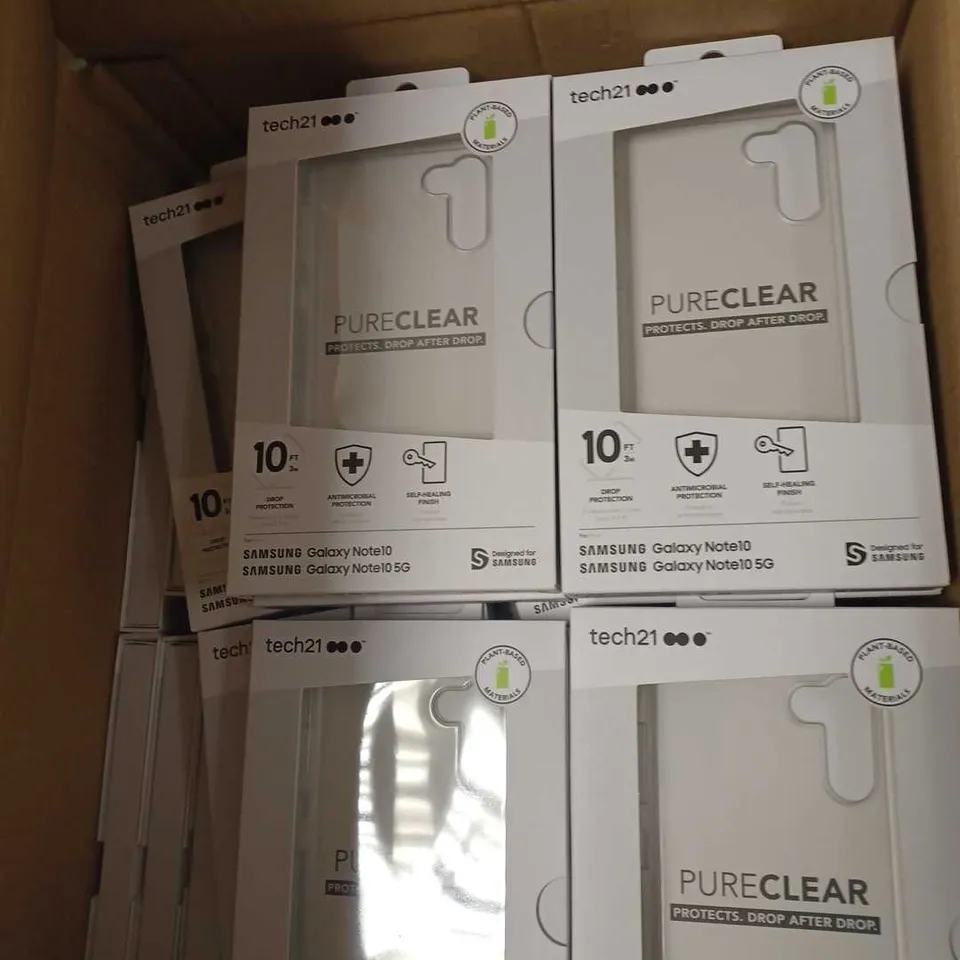 LOT OF APPROX 76 TO INCLUDE TECH 21 PURE CLEAR SAMSUNG GALAXY NOTE10 PHONE CASE