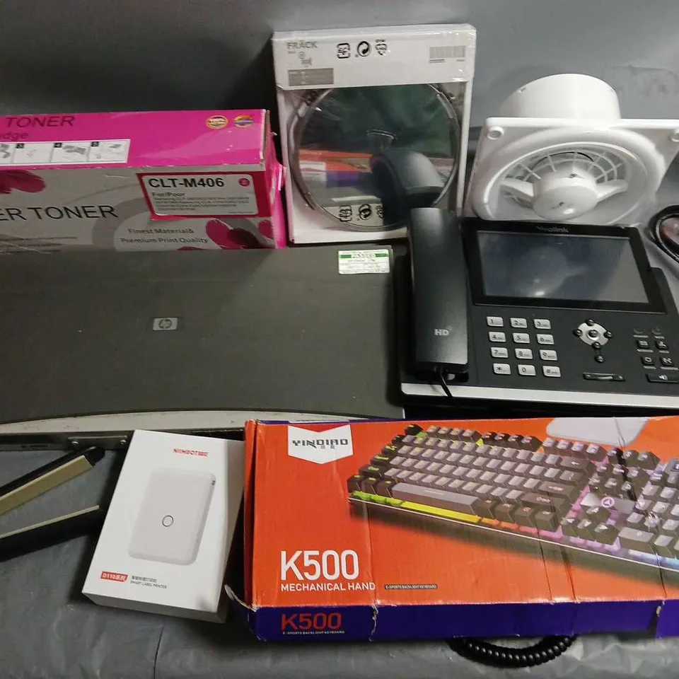 LOT OF 8 ASSORTED HOUSEHOLD ITEMS TO INCLUDE MECHANICAL KEYBOARD, BATHROOM MIRROR AND YEALINK PHONE