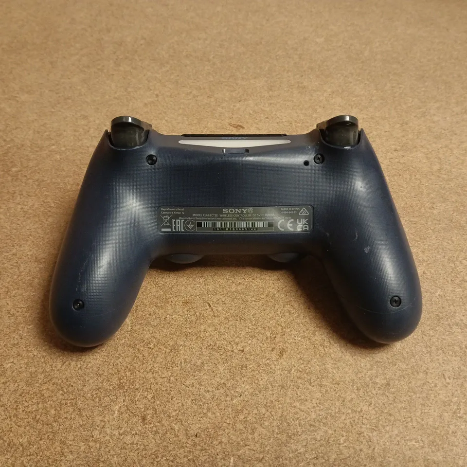 SONY PLAYSTATION 4 DUALSENSE WIRELESS CONTROLLER IN NAVY
