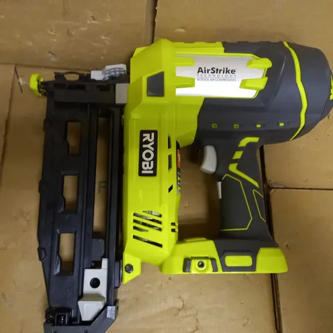 RYOBI ONE+ 18V FINISH NAILER